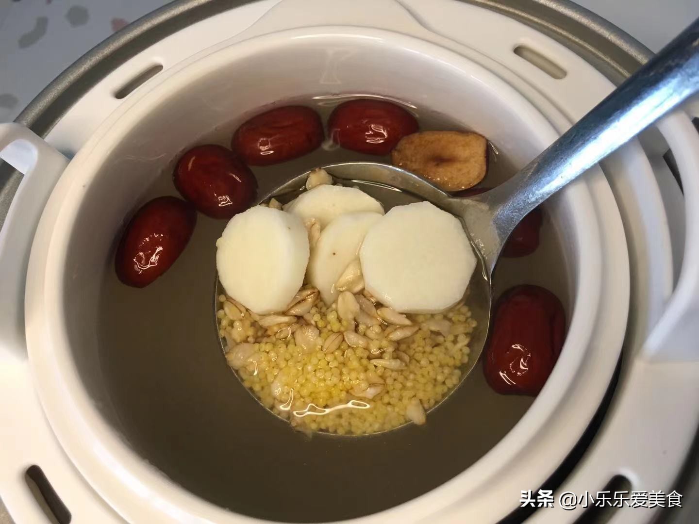 十种适合秋天吃的杂粮,秋季喝什么杂粮粥