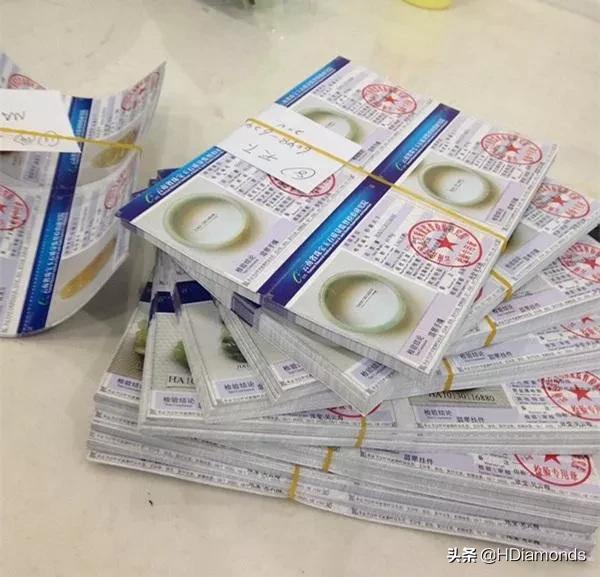 直播翡翠鉴别技巧有哪些,live直播基地卖的翡翠真假