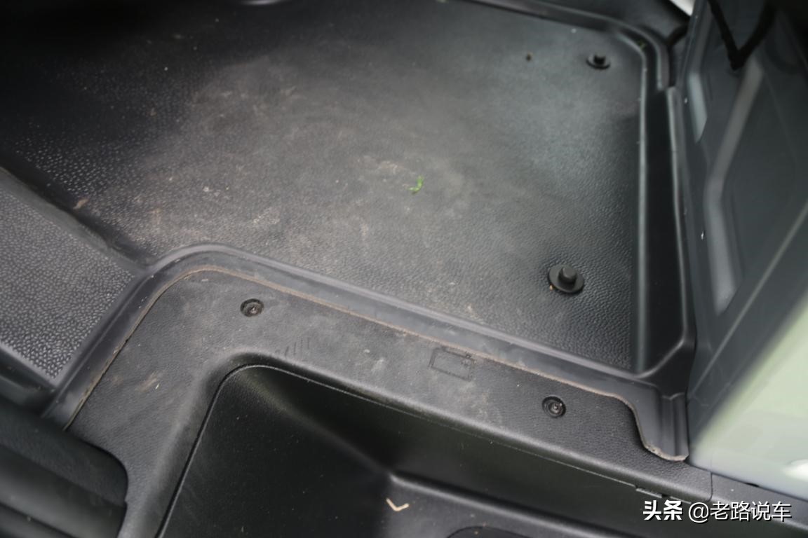 奔驰凌特新车多少钱,福建奔驰凌特最新版车型