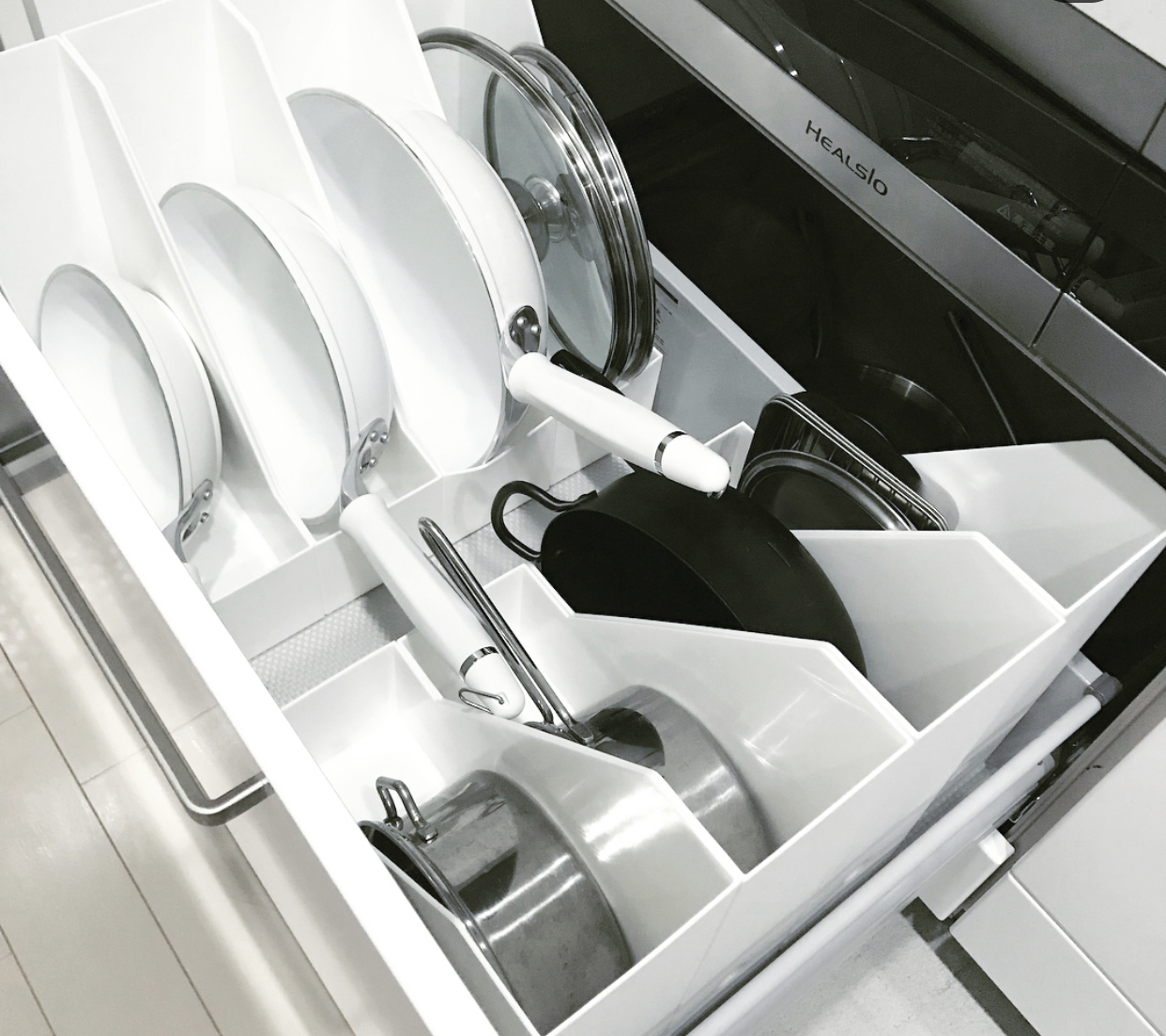 厨房锅具收纳墙上,厨房锅具收纳整理神器