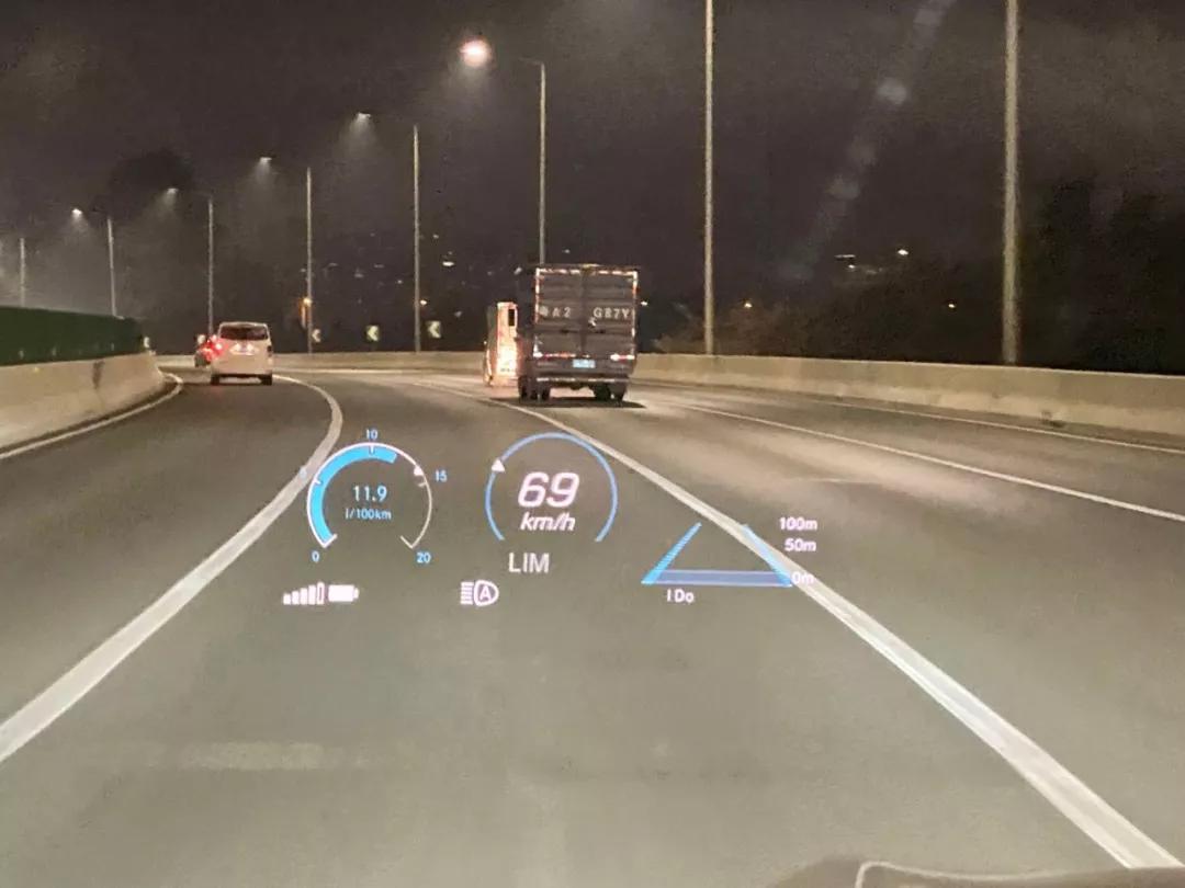 奔驰gle轿跑深度试驾评测,奔驰gle350和450哪个销量好