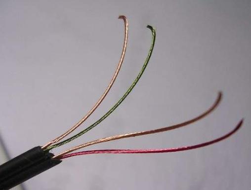 耳机坏了不要扔一招教你修复,学到了有线耳机超实用小技巧