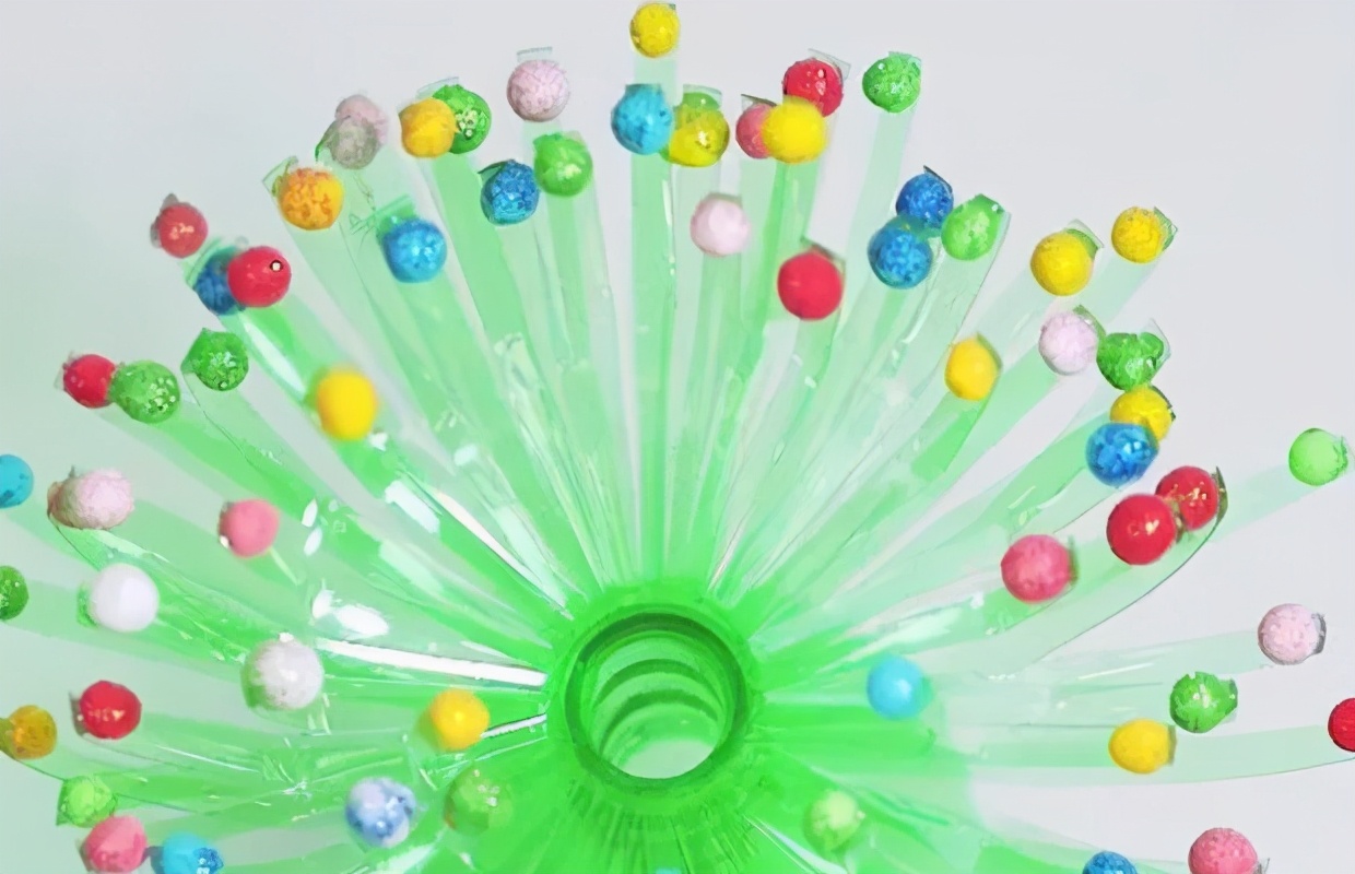 可乐塑料瓶扔掉可以做什么好玩的,塑料瓶的七种玩法