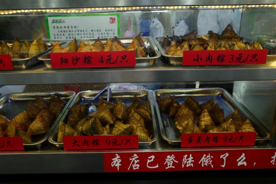 探寻西湖龙井茶核心,寻找杭州地道美食