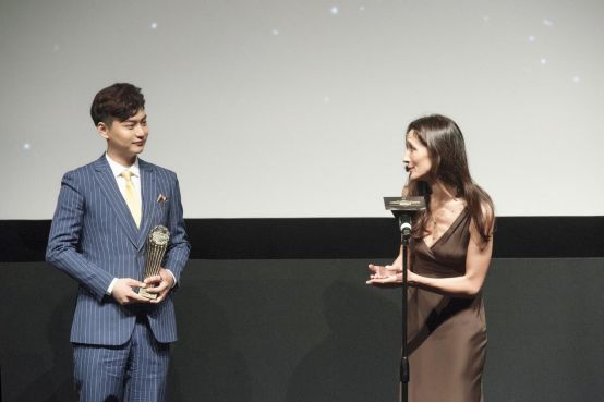 不会终止的长征路，星火相续的提灯者