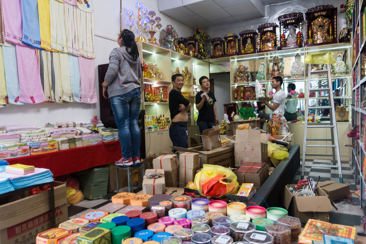 新手去义乌网红直播村怎么创业,在义乌批发什么小商品能迅速创业