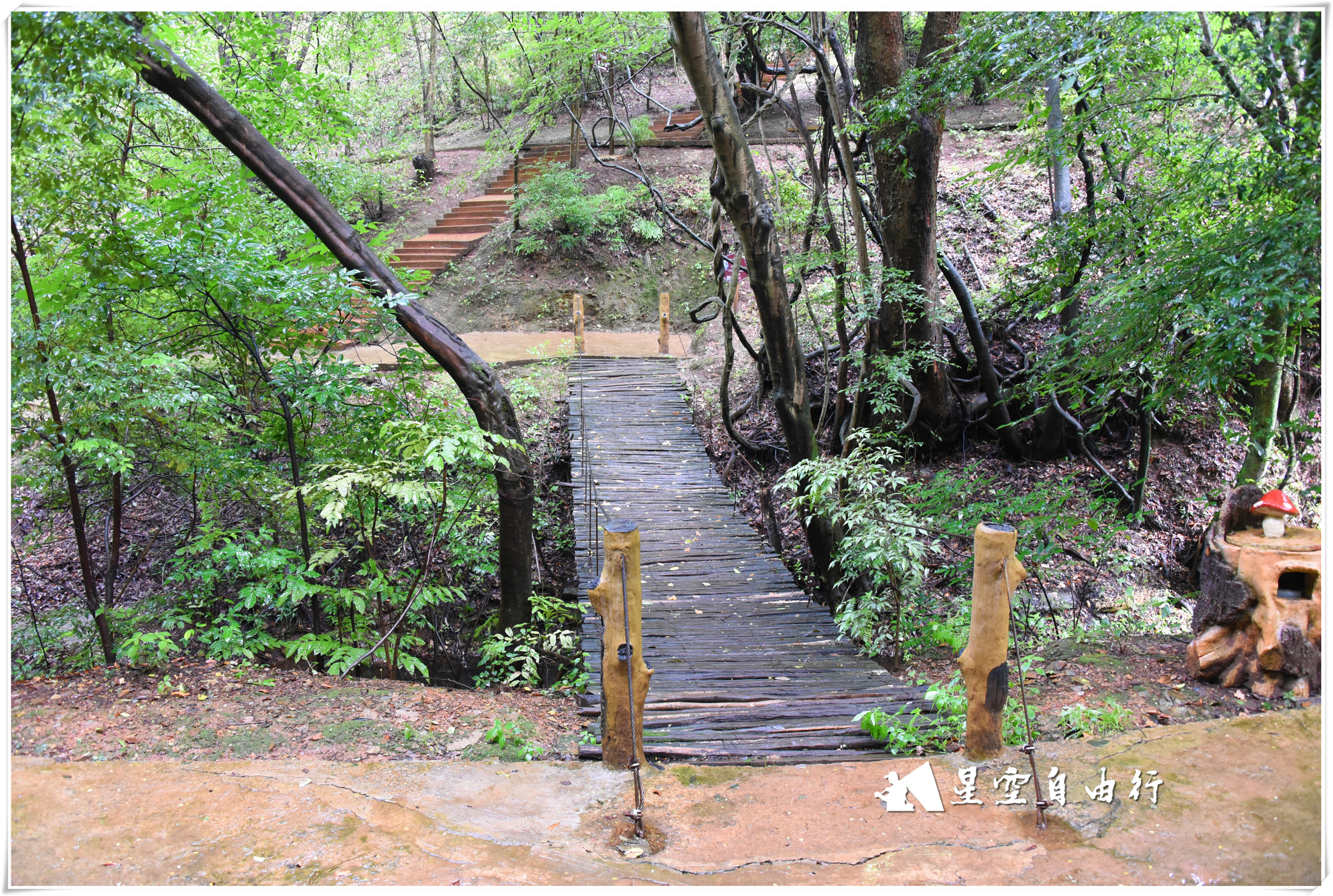 玻璃桥青龙峡,大瀑布玻璃栈道有碎裂效果吗