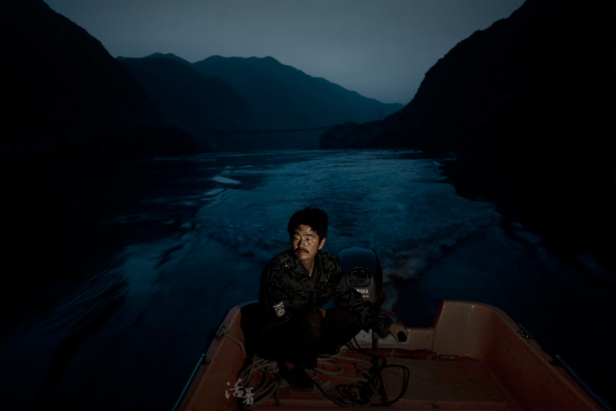 捞尸人一年捞40具尸体,捞尸人自述500次捞尸经历