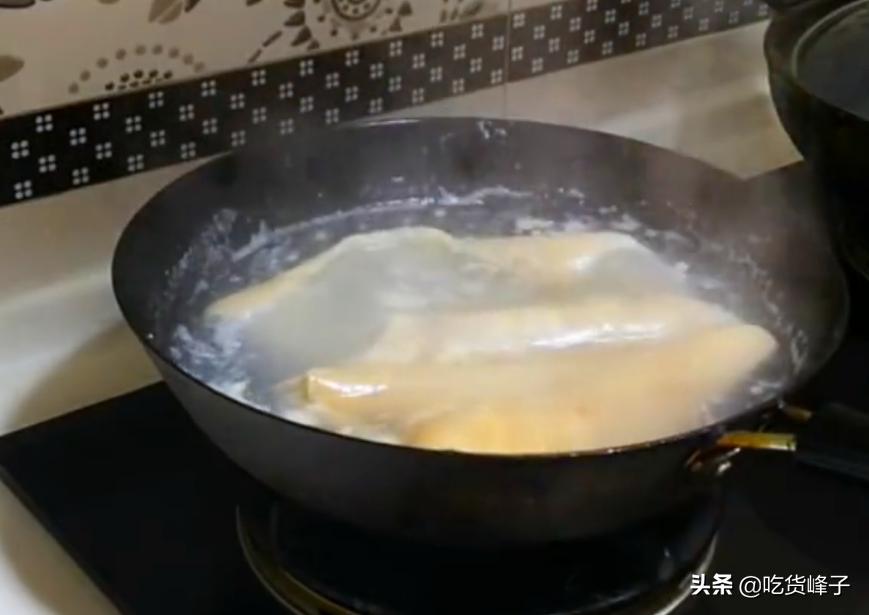 做皮冻煮肉皮怎么越煮越硬,做皮冻怎么做才有筋道