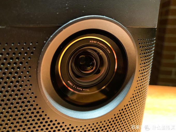 极米newz8x投射比,极米Z8X对比小米投影仪