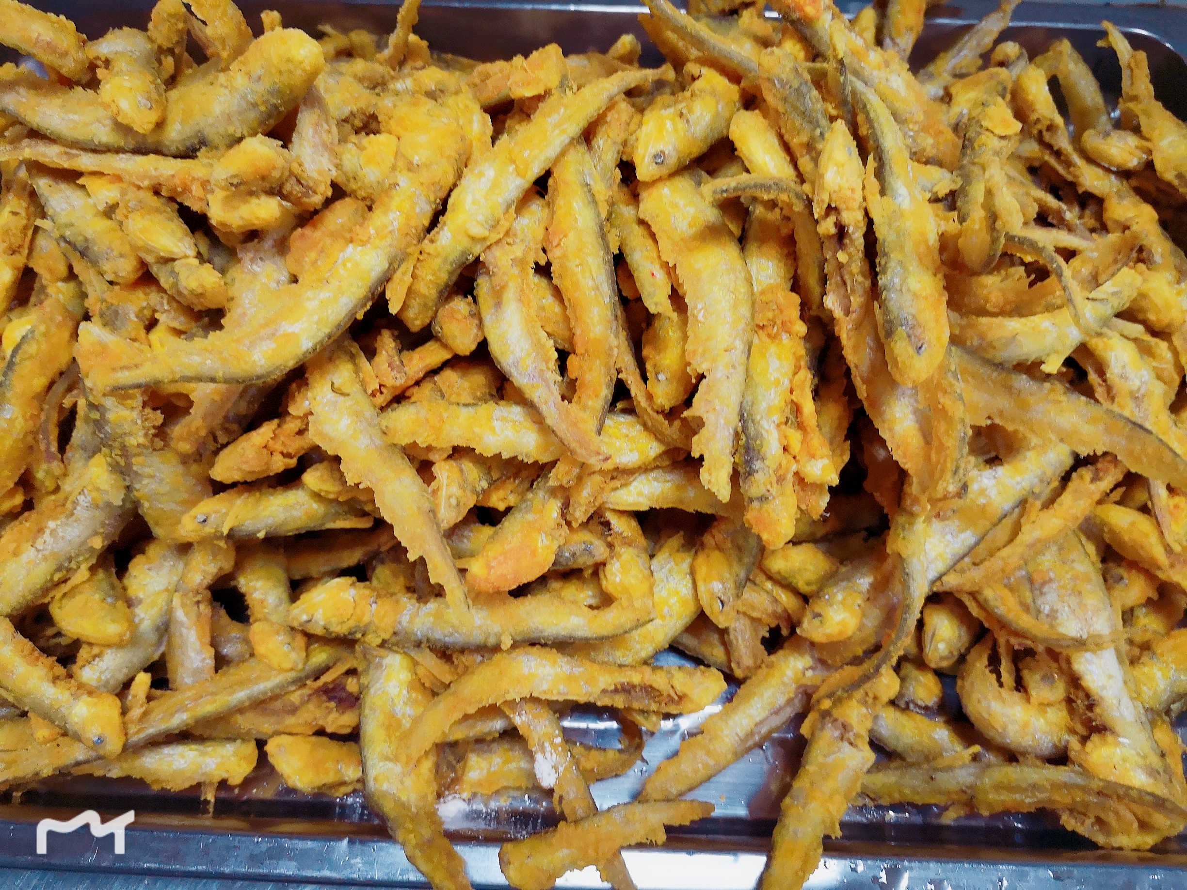 五香酥鱼做法家常菜,学做油炸小刀鱼