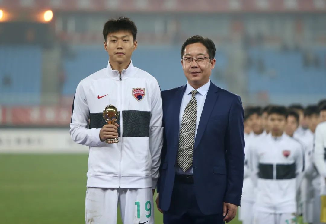 2022中国足球青训发展研讨视频,中国足球观察新闻