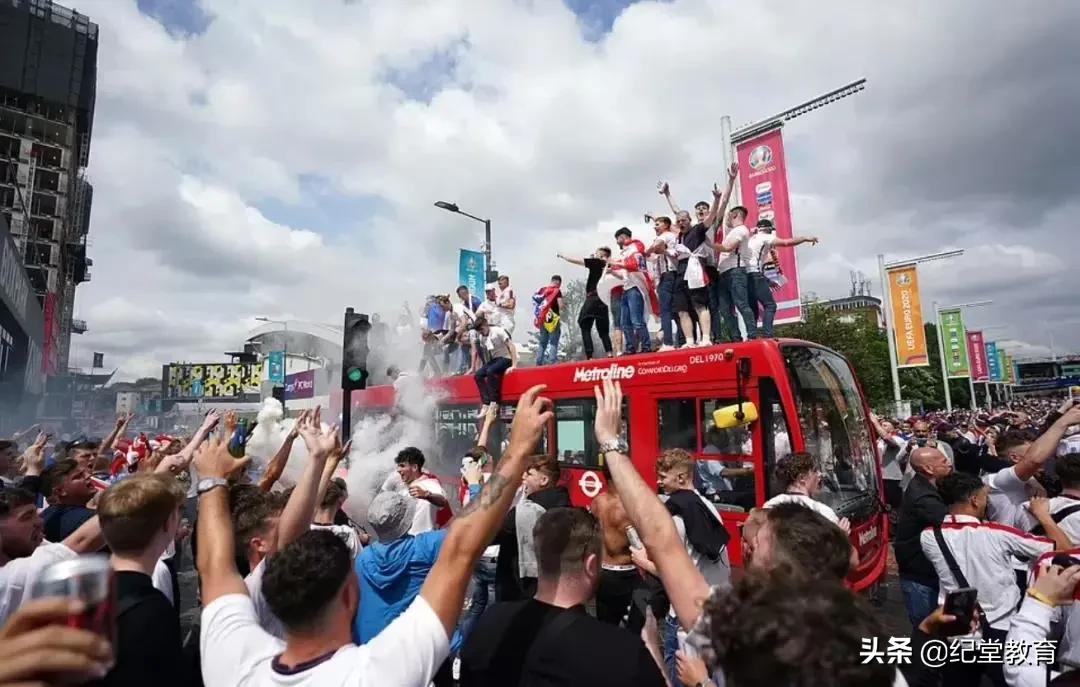 现代足球发源地哪个洲,现代足球发源于哪个国