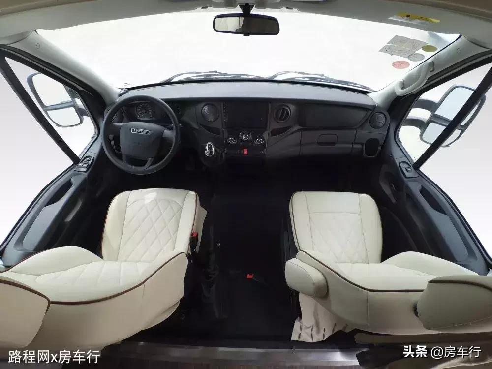 房车大全20-30万的c型房车限量版,房车价格30万元空间大全新自动挡