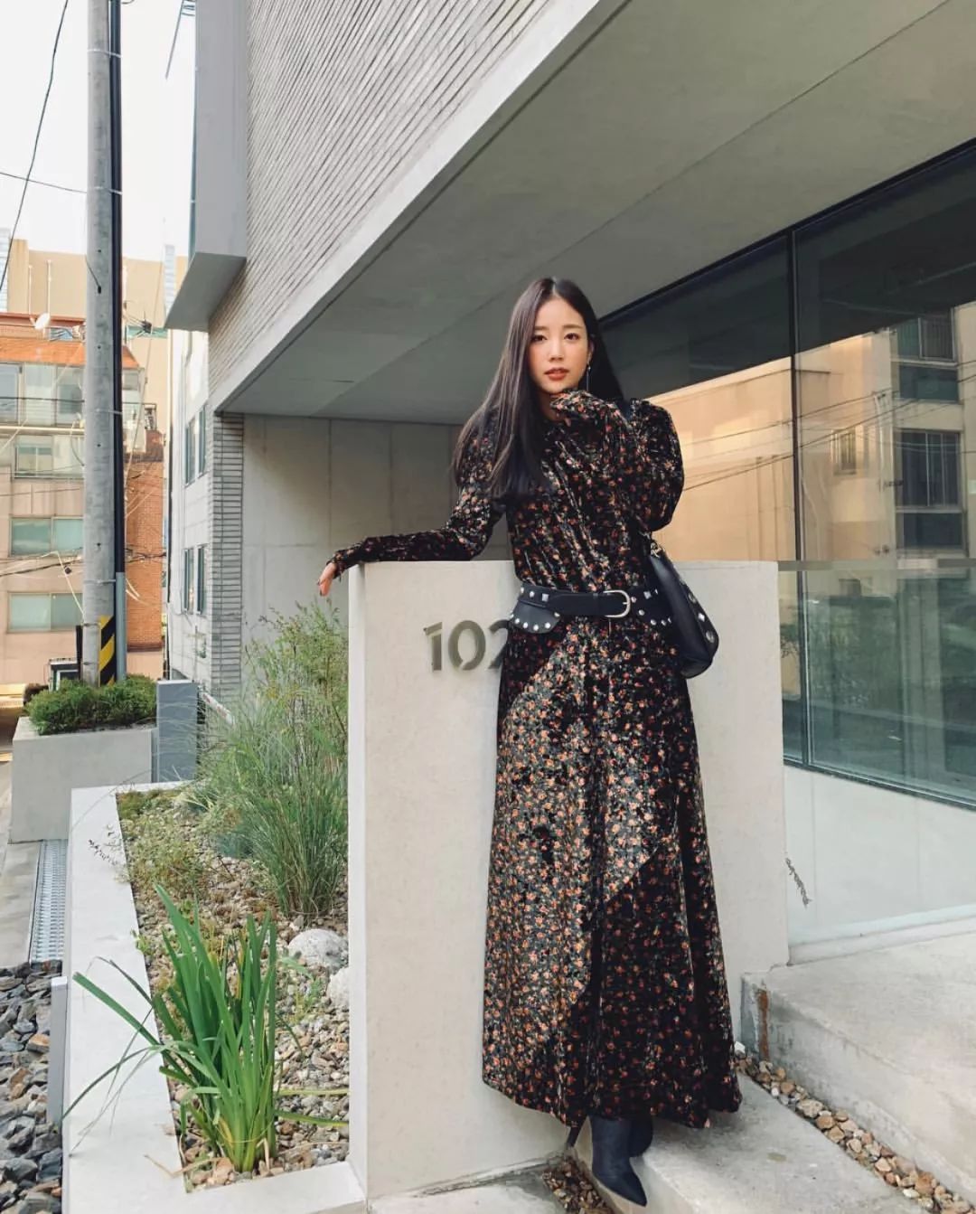 欧美时尚博主穿搭示范冬,韩系慵懒风冬季穿搭博主