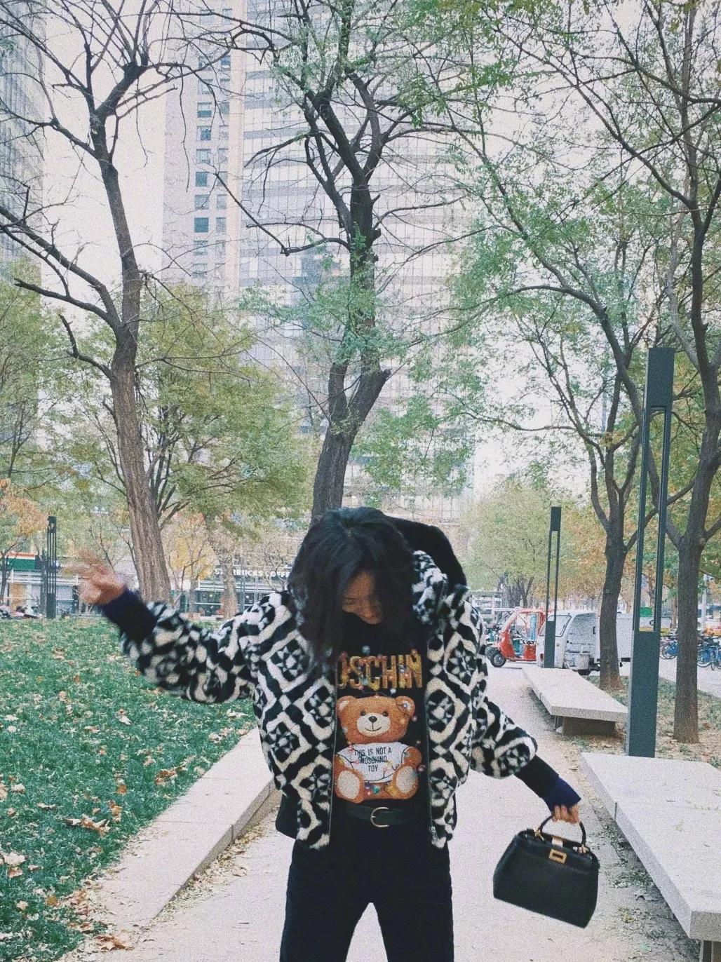 皮草穿搭博主推荐,欧美博主秋冬皮草穿搭