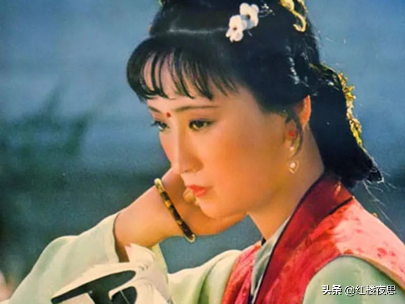 应怜世间痴情人,应怜叹息红楼梦