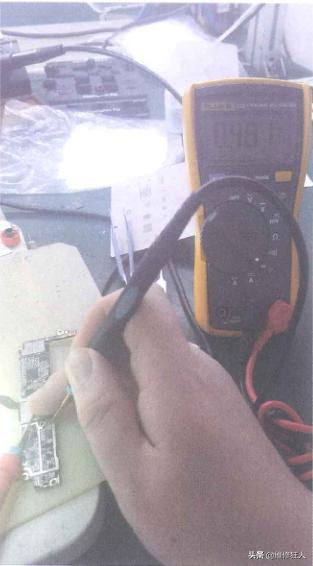 iphone7plus摔坏了黑屏怎么办,iphone7plus摔了之后突然打不开