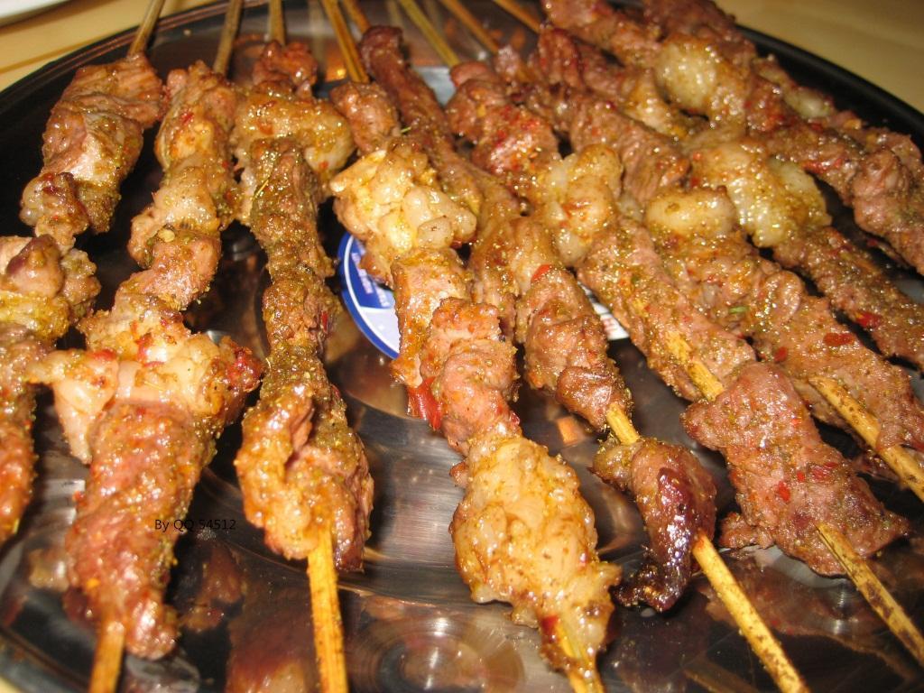 摆地摊卖什么最火成本低特色小吃,最新摆地摊卖什么小吃最火