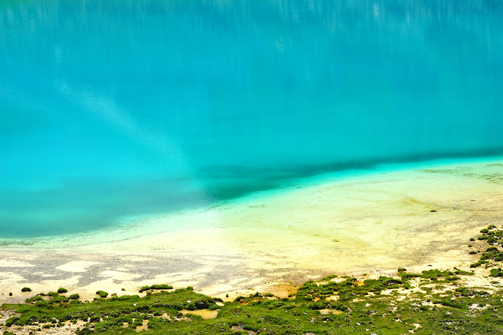 自驾进藏是川藏线好还是滇藏好,7月份进藏走滇藏线还是川藏线好