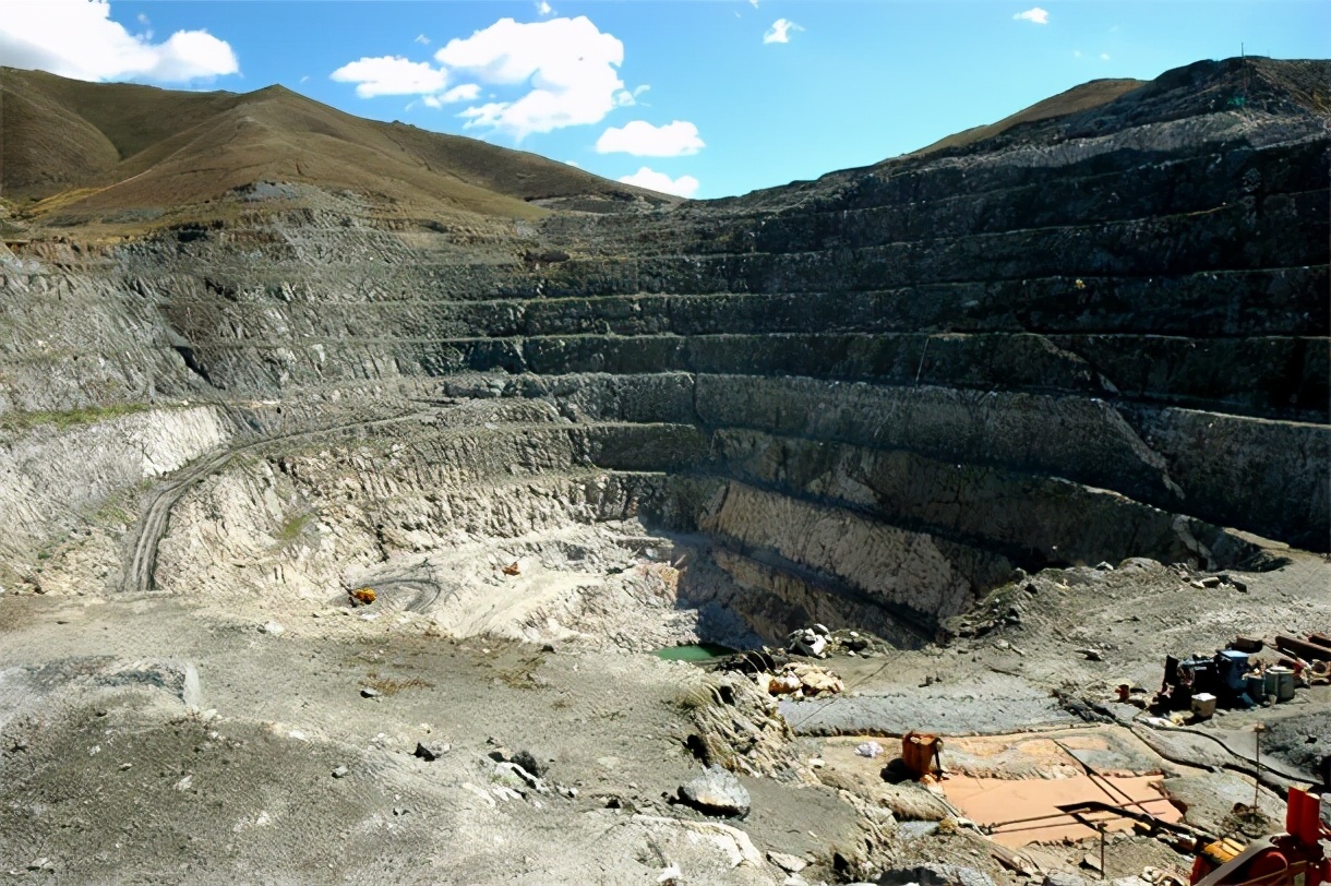 店里的铂金还是很贵,铂金贵吗