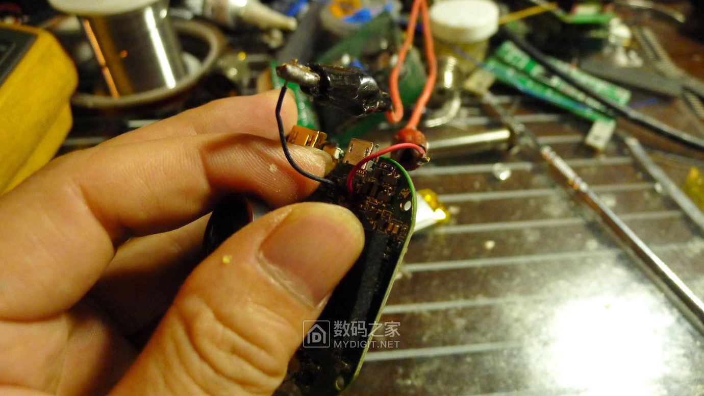 PAPAGO！GoSafe535行车记录仪拆解+电源接反故障维修