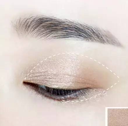 画下眼线正确全过程教程,手把手教你画眼线视频大全