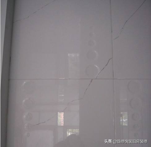 瓷砖修补膏修补瓷砖裂缝效果,厨房瓷砖裂缝修补小窍门