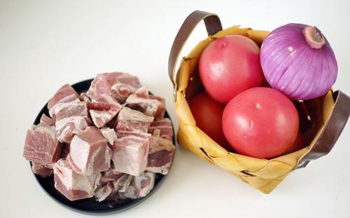 马上快要过年了大家准备好了吗,马上过年啦家里都开始备年货