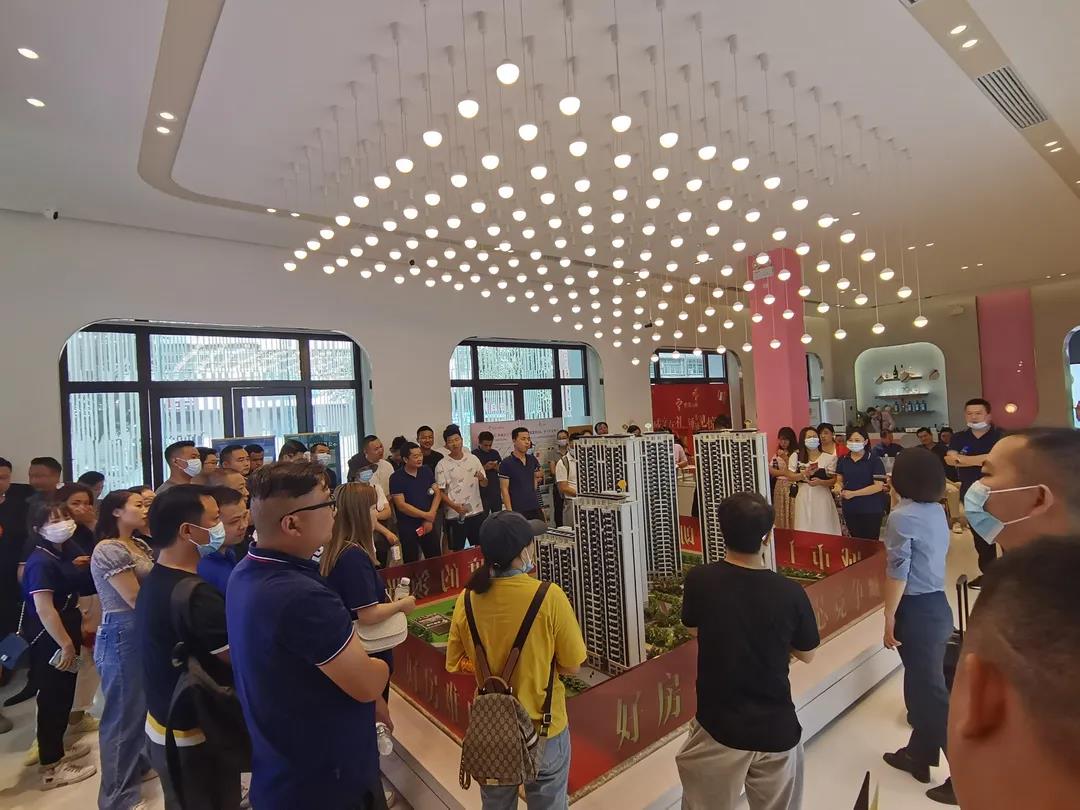 荆州区房价未来趋势,荆州未来房价是涨还是跌