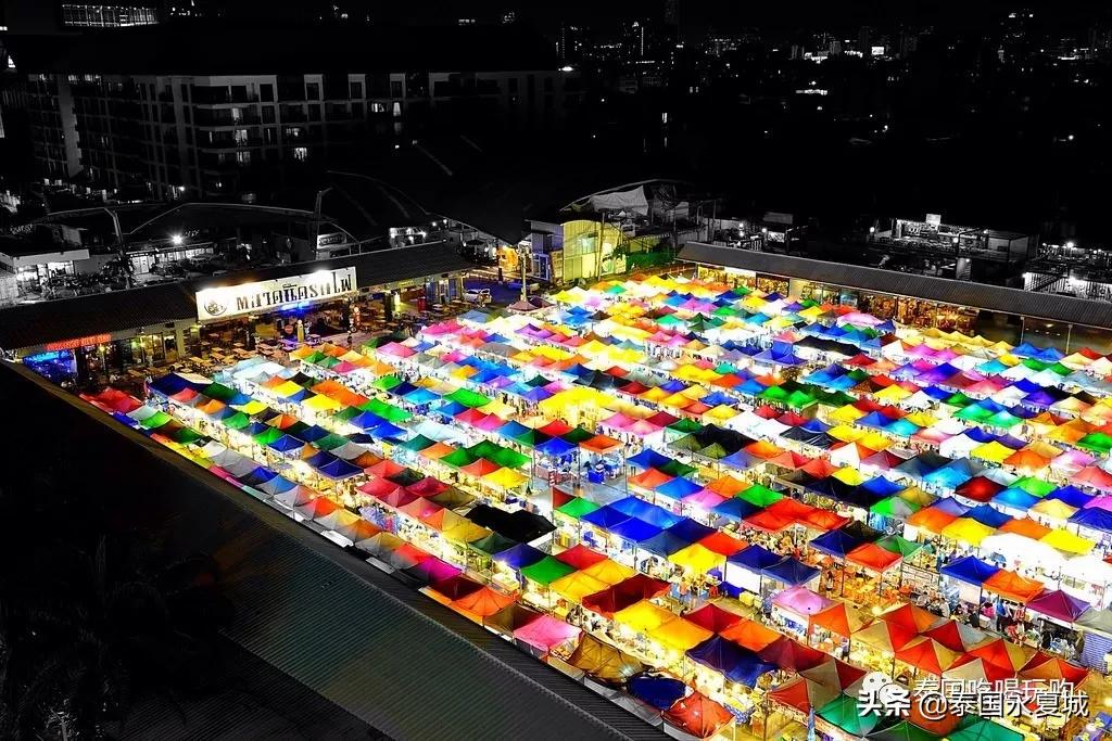 泰国小火车夜市美食攻略,泰国曼谷夜市街头美食