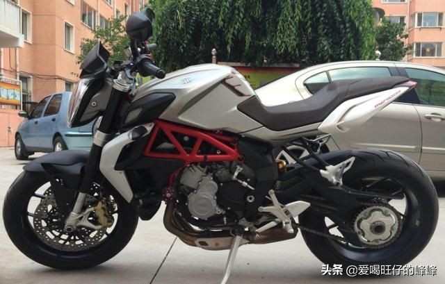 摩托车中的“劳斯莱斯”，一台能换18辆路虎