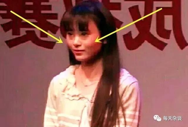 明星不装嫩,杨幂热巴杨紫眼神