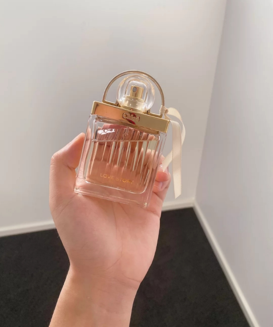 比较有女人味的大牌香水,女士公认10大好闻的淡雅香水推荐