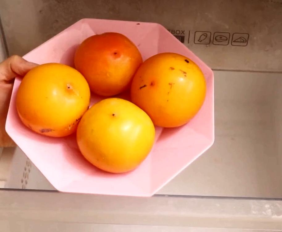 脆柿子催熟最简单的方法,柿子怎么催熟成硬柿子的方法