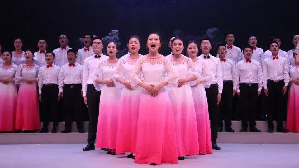 巨海纳百川麟阁多才贤意思,巨海纳百川麟阁多才贤什么意思