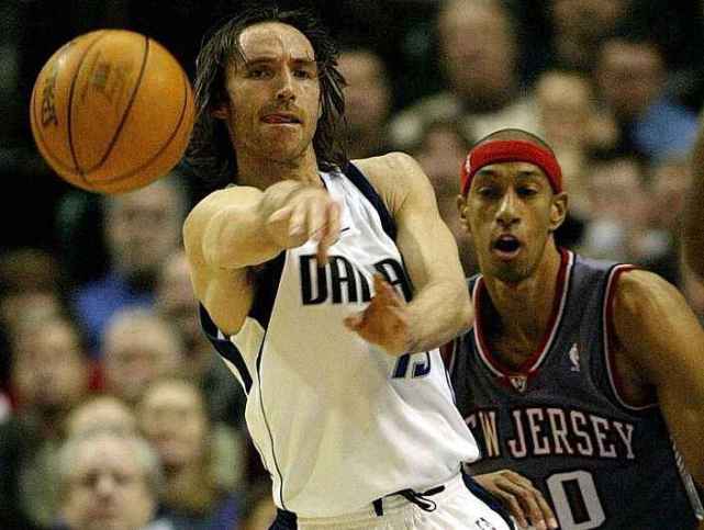 纳什为什么能抢走科比mvp,经典回顾纳什与科比mvp之间的对决