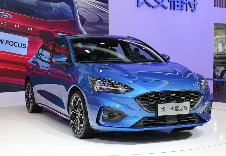 福特再亮王牌，变速箱动力衔接平顺给力，可惜三缸机成败笔