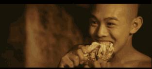 拍少林寺的李连杰有多大岁数,李连杰拍少林寺时多大