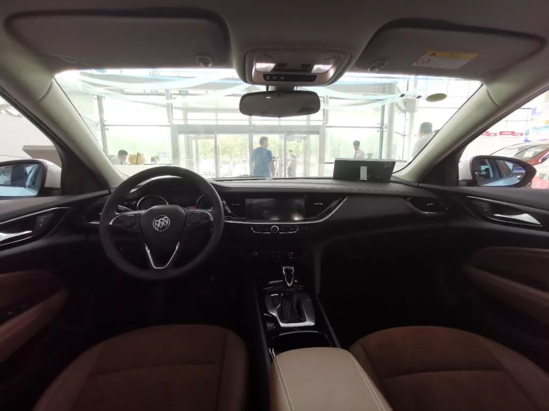 别克新君威试驾15t,新君威2019款20t精英试驾