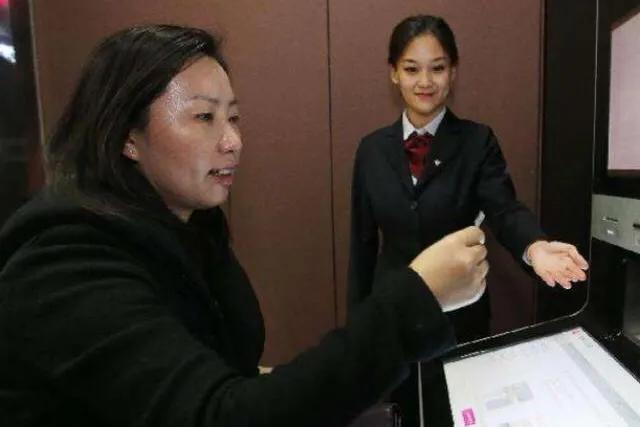 看一下邮政银行存款利率,邮政银行存款利息最新利率