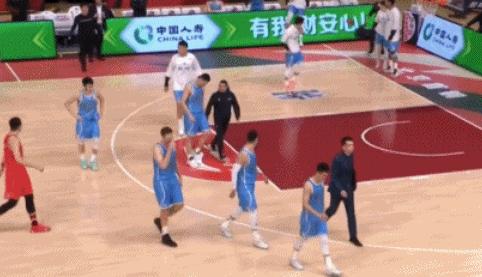 不是北京怎么了，而是首钢怎么了？无视裁判，姚明应重拳根治了