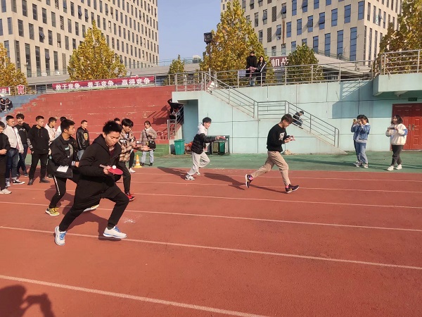 凝心聚力共创未来趣味运动会,高校趣味运动会