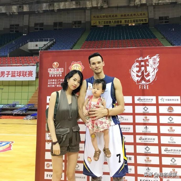 他靠一招就能制霸广东球场！曾瘦小不能进校队，今成河源3年球王