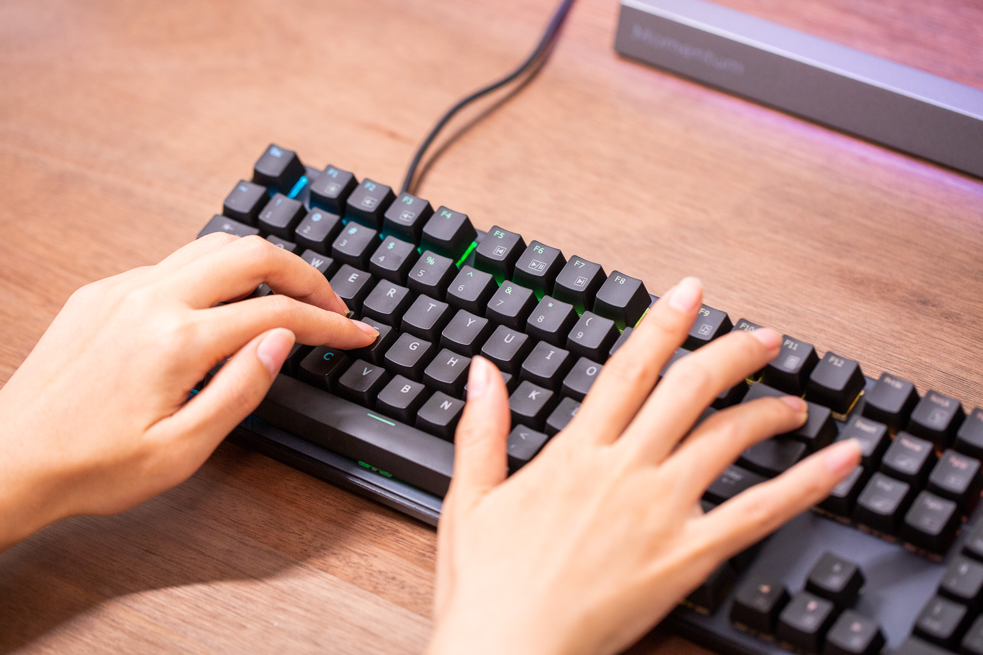 技嘉k1键盘,技嘉键盘K1