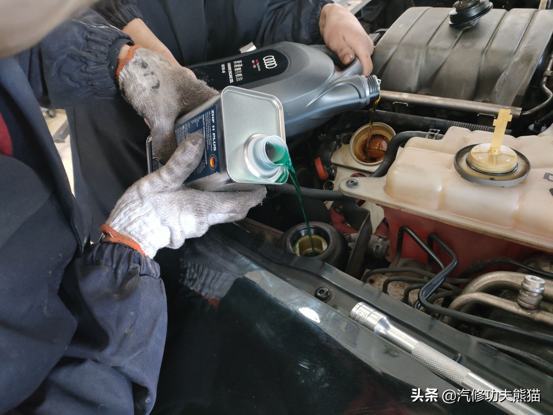 08款奥迪a6l手动挡2.0t烧机油么,09款奥迪a6l2.4烧机油怎么解决