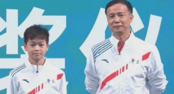 全红婵穿了什么衣服引争议,全红婵为什么喊全金婵