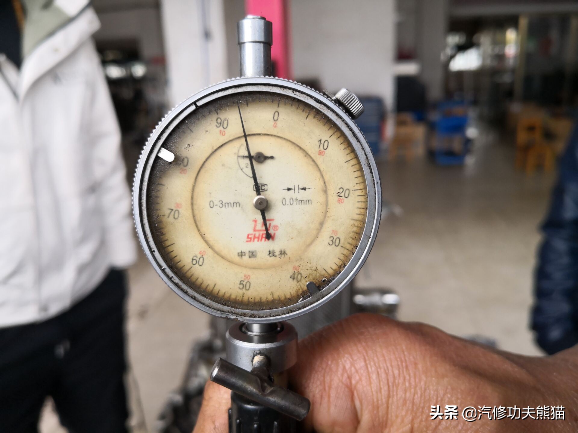 奥迪为何不能解决发动机烧机油,奥迪q5lea888三代发动机烧机油么