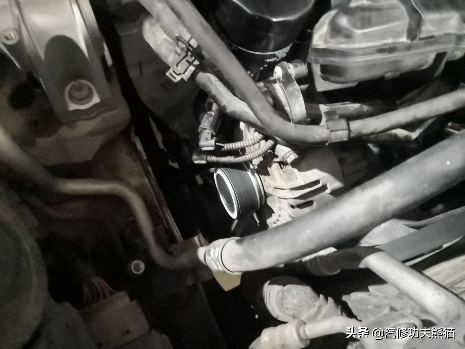 大众途观发动机烧机油维修多少钱,2010款大众途观严重烧机油