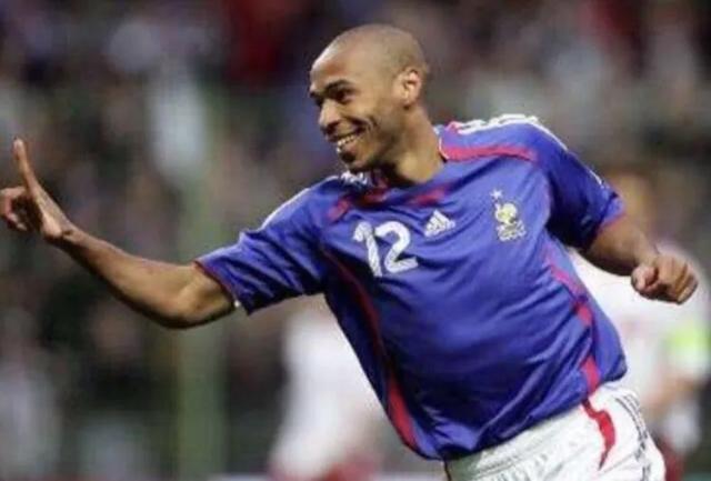 法国足球历史最佳11人阵,法国足球历史十大球员排名